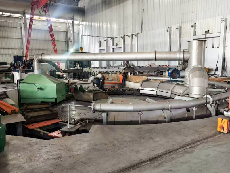 Disc pouring machine